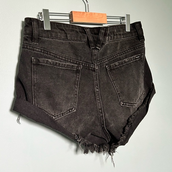 🎱 Volcom short shorts - Picture 2 of 3